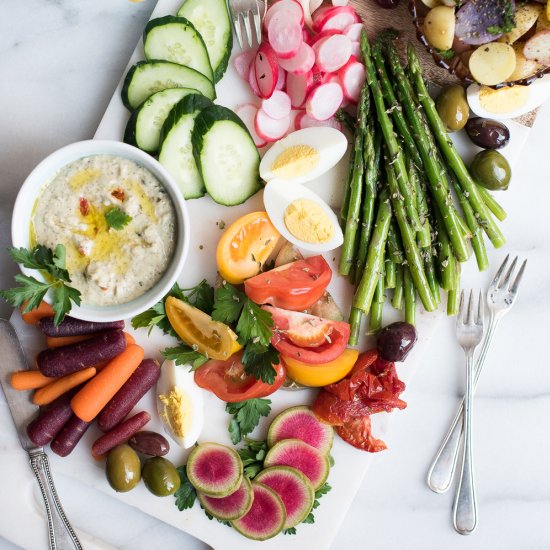 White Bean Caprese Hummus