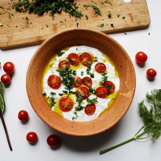 Fresh Herb Yogurt Dip