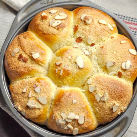 Almond Cream Buns