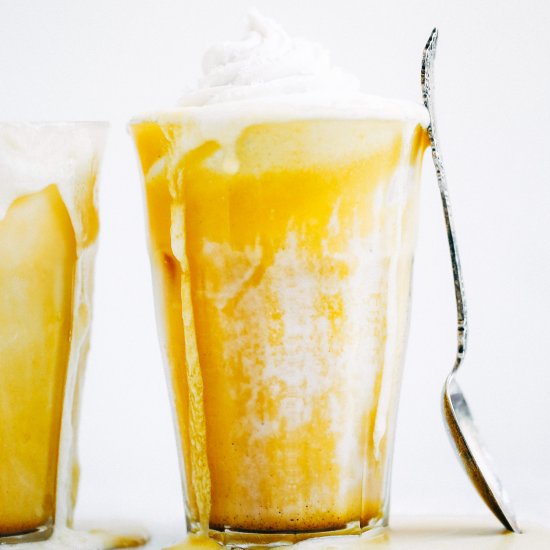 golden iced latte