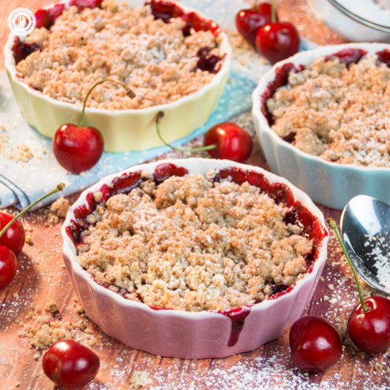 Cherry Crumble