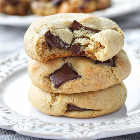 chocolate chip cookies