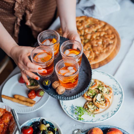 Kombucha Campari Spritz