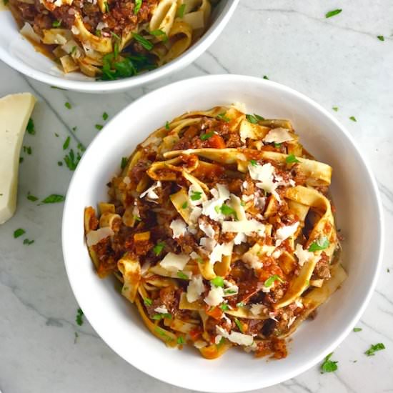 Love You Slow Cooker Beef Bolognese