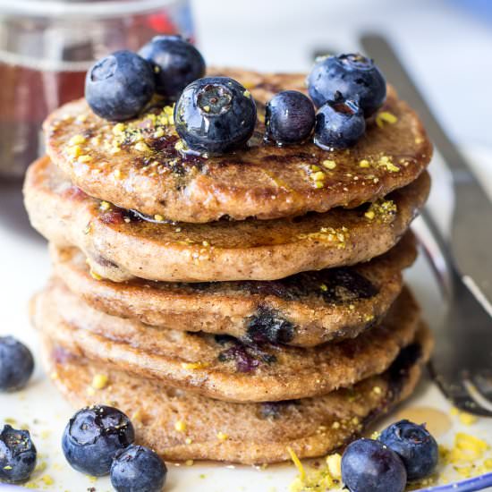 Vegan blueberry pancakes (GF)