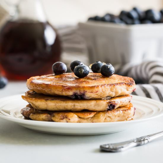 Fluffy Paleo Blueberry Pancakes