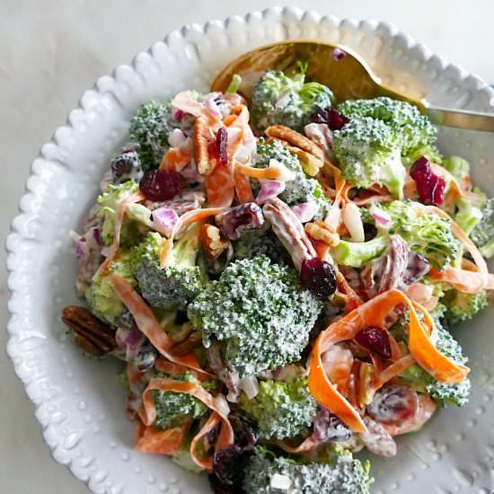 Healthy Greek Yogurt Broccoli Salad