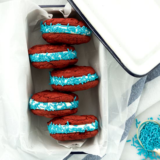 Red Velvet Marshmallow Whoopie Pies