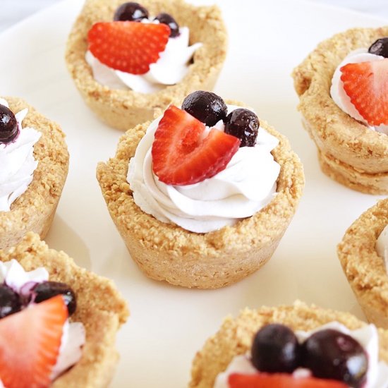 Vegan No Bake Berry Cookie Cups