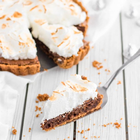 Hershey Brownie S’mores Pie