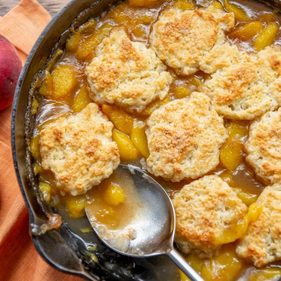 Old Fashioned Peach Cobbler