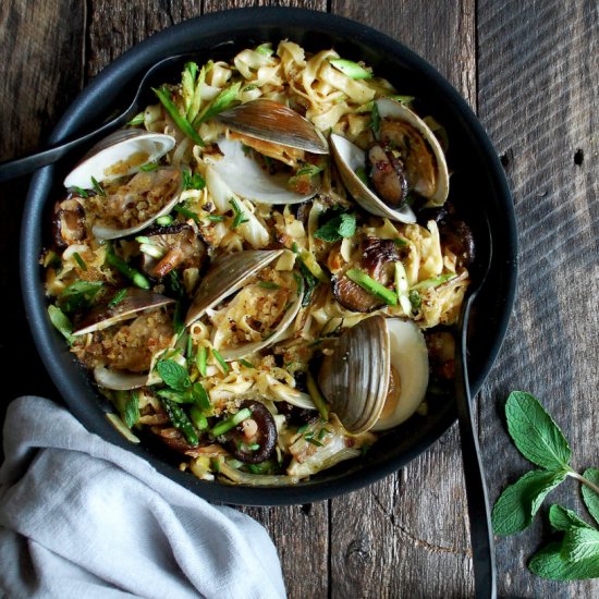 Pasta with Clams and Lemon Butter