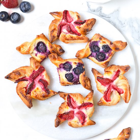 Mini Puff Pastry Tarts