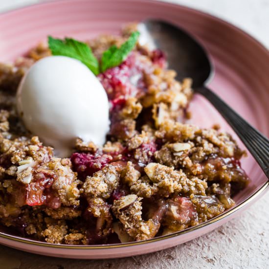 Paleo  Strawberry  Rhubarb  Crisp