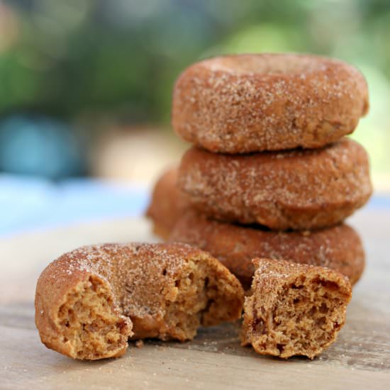 Healthy Baked Cinnamon Donuts