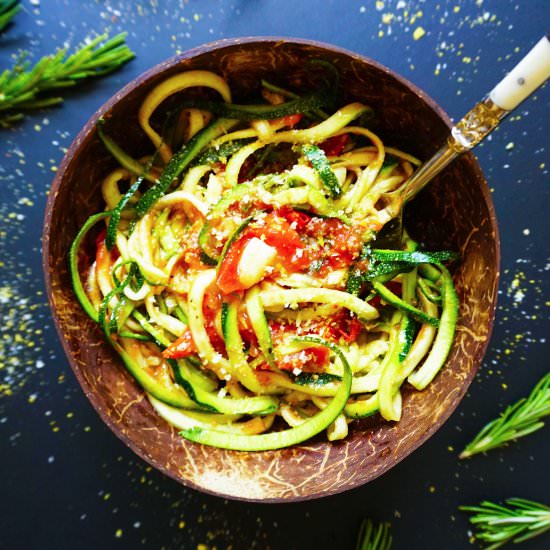 Vegan Herb Tomato Zoodles Salad