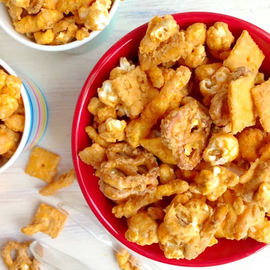 Cheesy Caramel Snack Mix