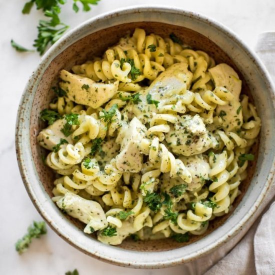 Creamy Chicken Pesto Pasta