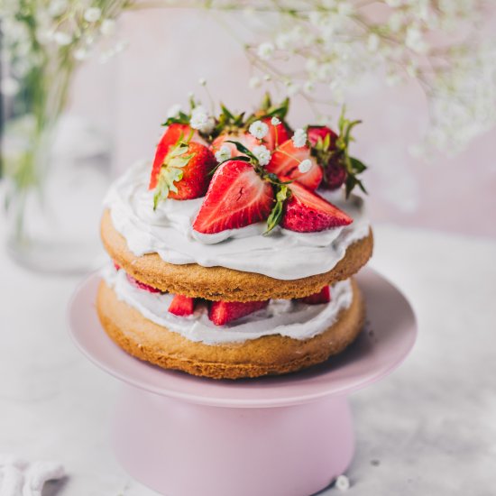 PALEO Strawberry Shortcake Cake