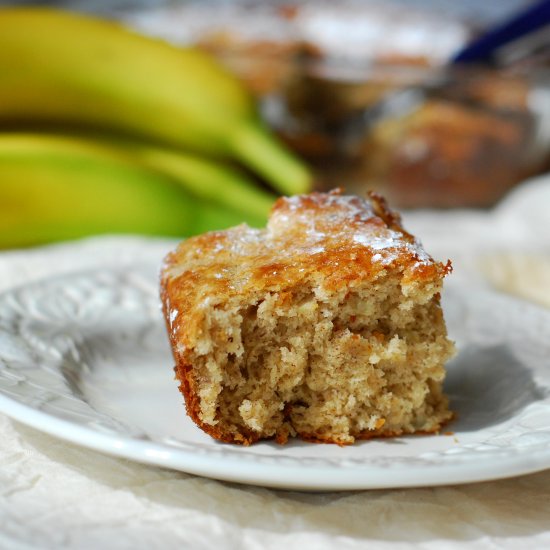 Banana Cinnamon Snacking Cake