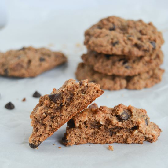 Keto Chocolate Chip Pecan Cookies