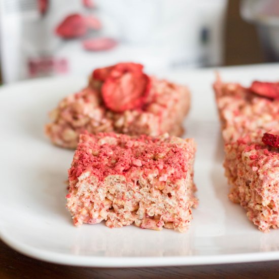 Strawberry Rice Krispy Treats