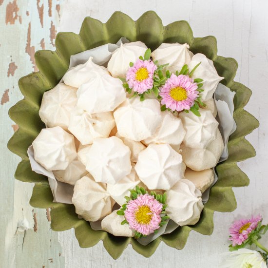 How to Make Mini Meringues