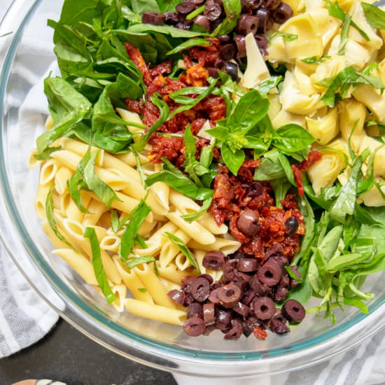 Easy Vegan Pasta Salad