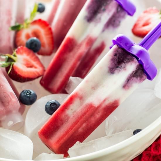 vegan red, white, & blue popsicles