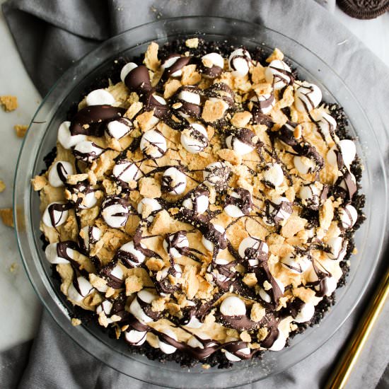 Peanut Butter Oreo Smores Pie