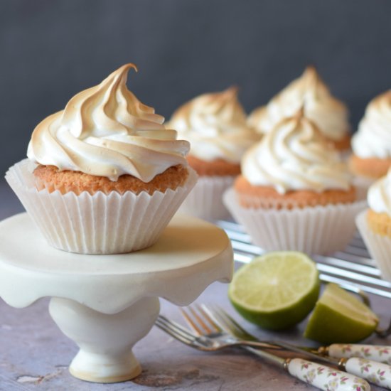 Lime Curd Meringue Cupcakes