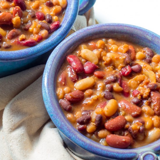 Slow Cooker Baked Beans