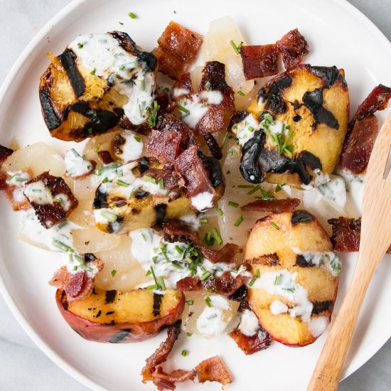 Grilled Peach, Bacon & Onion Salad