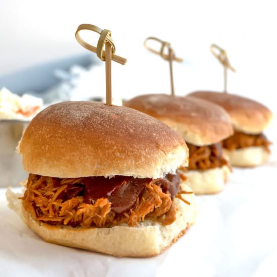 Instant Pot Pulled Chicken Sliders