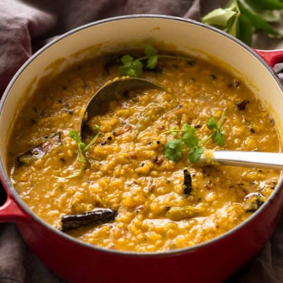 DAL (INDIAN LENTIL CURRY)