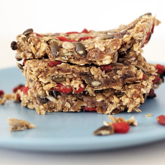 Healthy no bake cereal bars