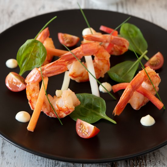 Grilled prawn salad with aioli