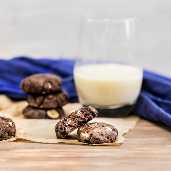 Chocolate chunk paleo cookies