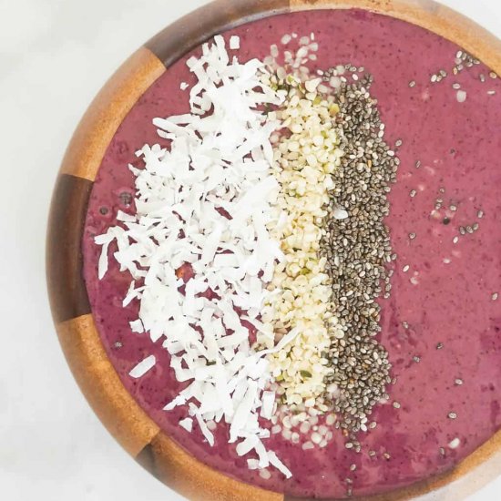 Strawberry Blueberry Smoothie Bowl