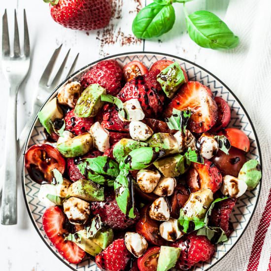 strawberry avocado caprese salad