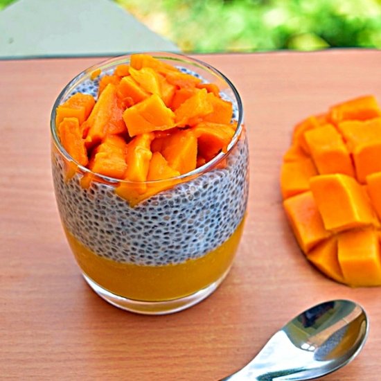 Mango Chia Pudding Parfait