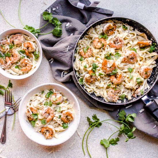 Creamy Shrimp Fettuccine Alfredo