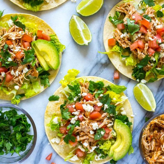 Instant Pot Chicken Tinga Tacos