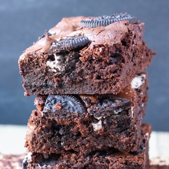 Oreo cookies and cream brownies