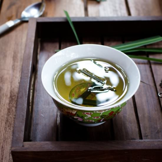 Fresh Lemongrass Tea