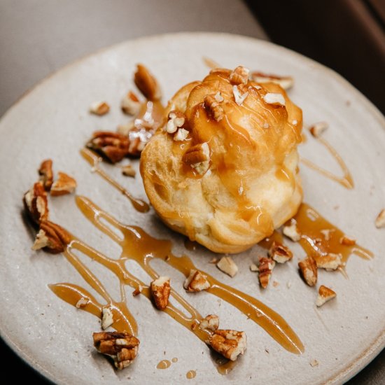 Choux a la Crème (Cream Puffs)