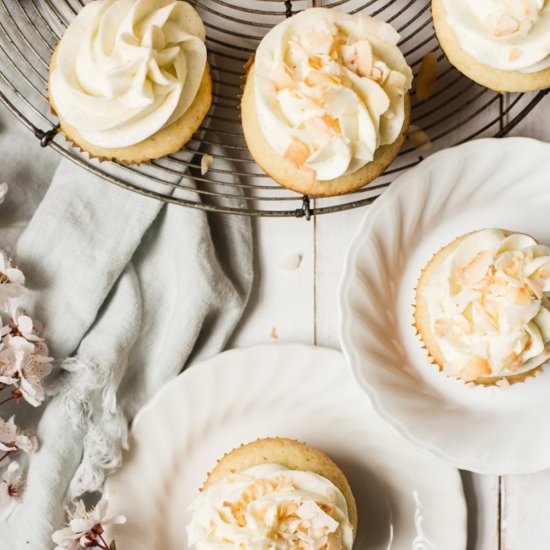 Vanilla Bean Coconut Cupcakes