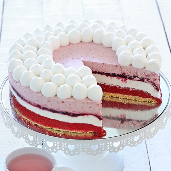 Raspberry summer ice cream cake