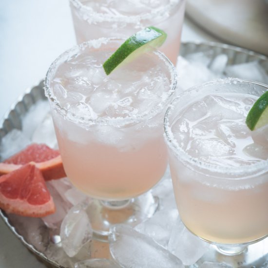 Grapefruit Paloma Cocktail