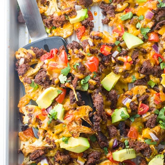 EASY HEALTHY CAULIFLOWER NACHOS